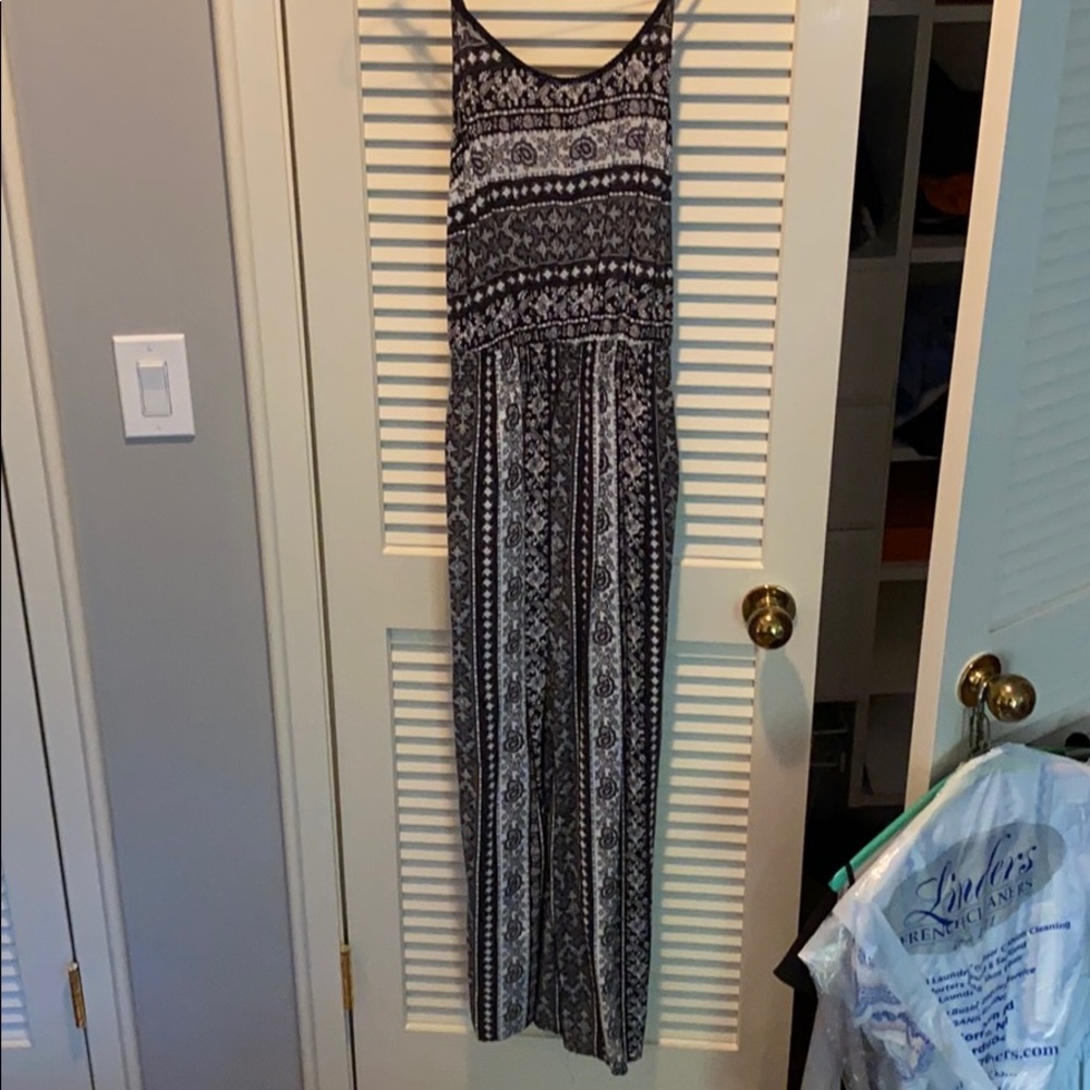 Jumpsuit - Picture 2 of 3